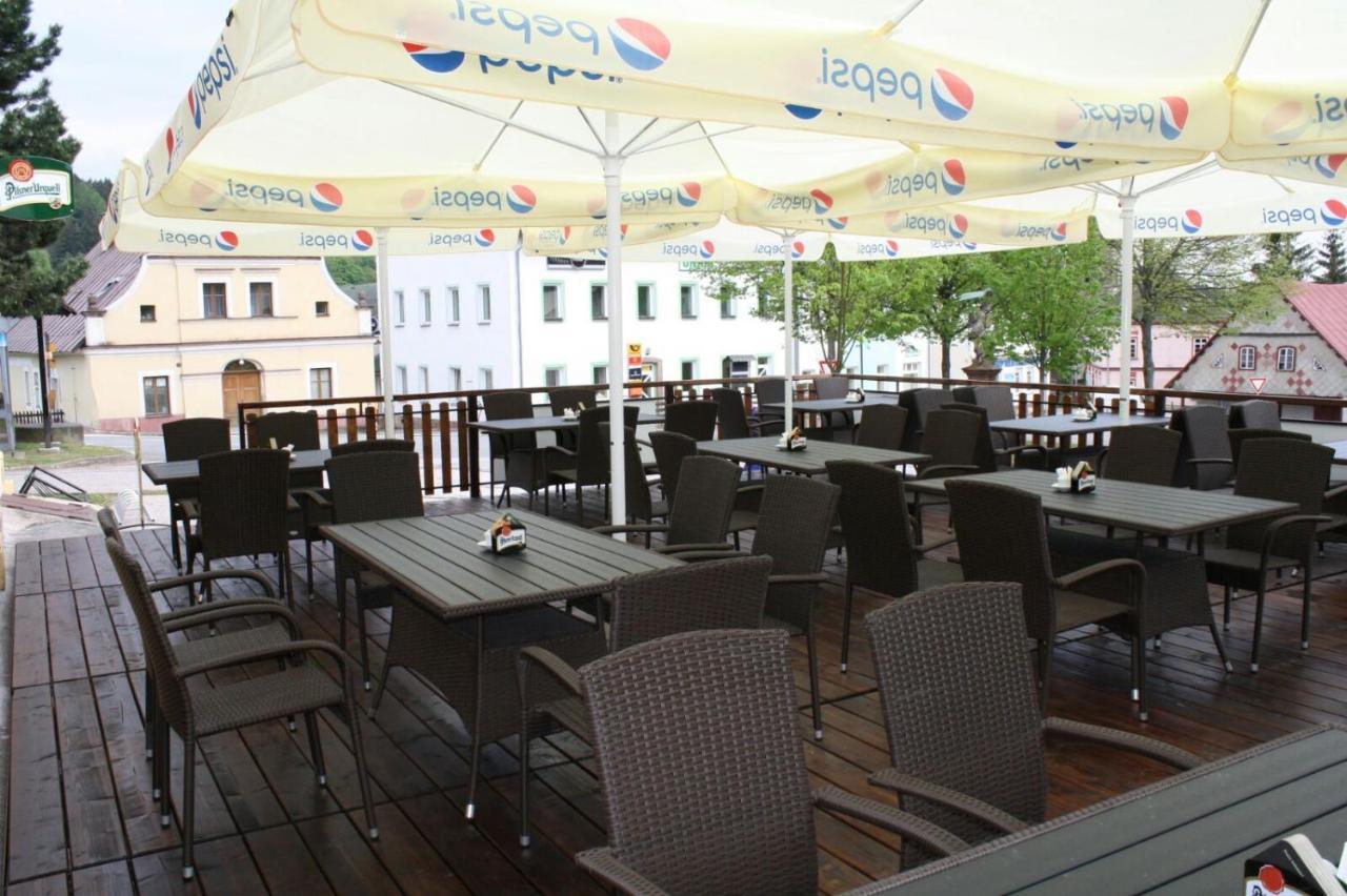 Hotel Posta Cerny Dul Exterior photo