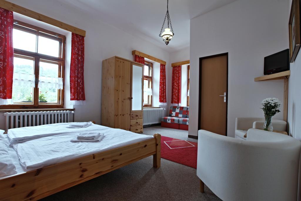 Hotel Posta Cerny Dul Exterior photo